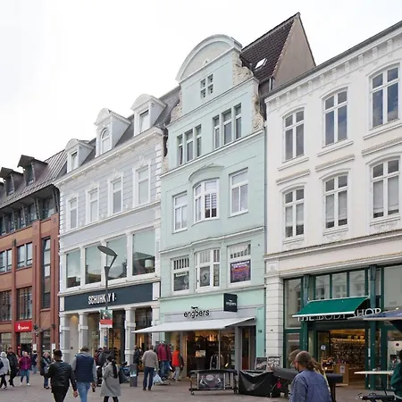 Fewo1846 - Royal - Stilvolle Mit 2 Schlafzimmern Im Stadtzentrum Apartment Flensburg
