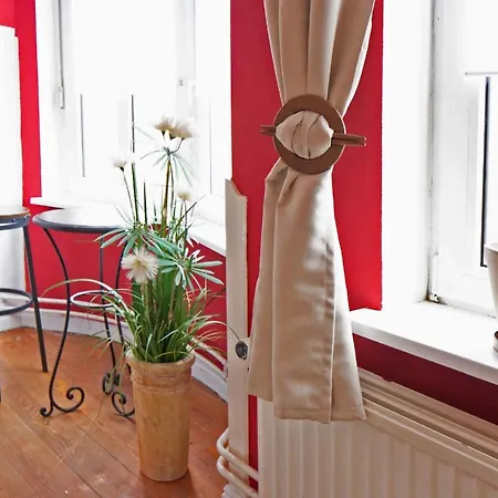 Fewo1846 - Royal - Stilvolle Mit 2 Schlafzimmern Im Stadtzentrum Apartmán *